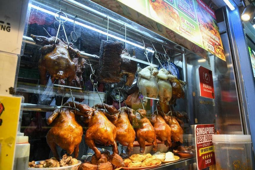 Hidangan berbasis ayam menjadi lebih mahal karena larangan ekspor Malaysia memakan korban