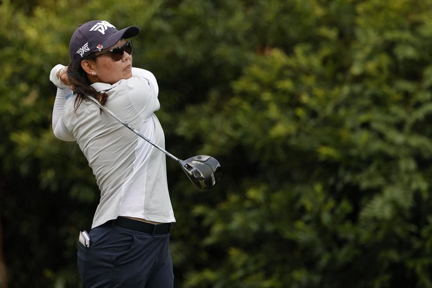 Golf: Petenis Amerika Mina Harigae menembak 64 untuk mengalahkan amatir untuk memimpin US Women’s Open